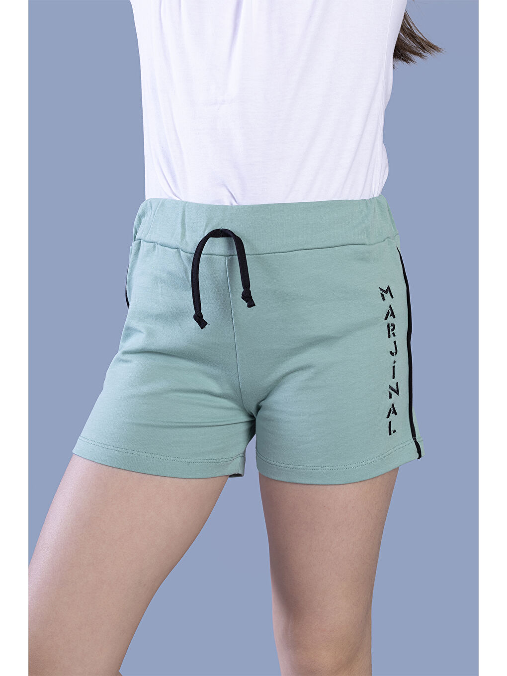 Yeşil Kız Çocuk Yazı Nakışlı Şort-3