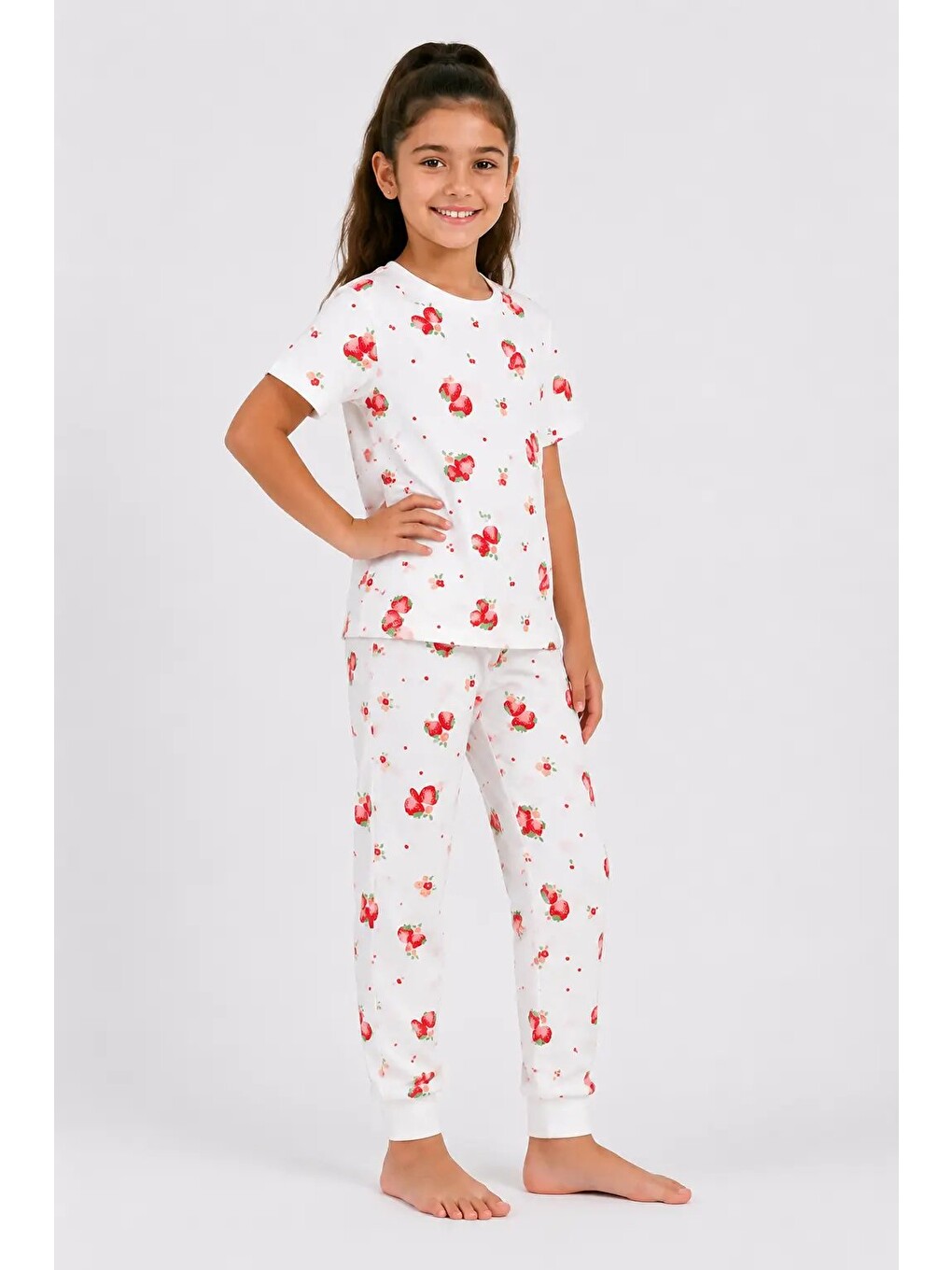 Kırmızı Desenli Kız Çocuk Pijama Takımı 91201-2