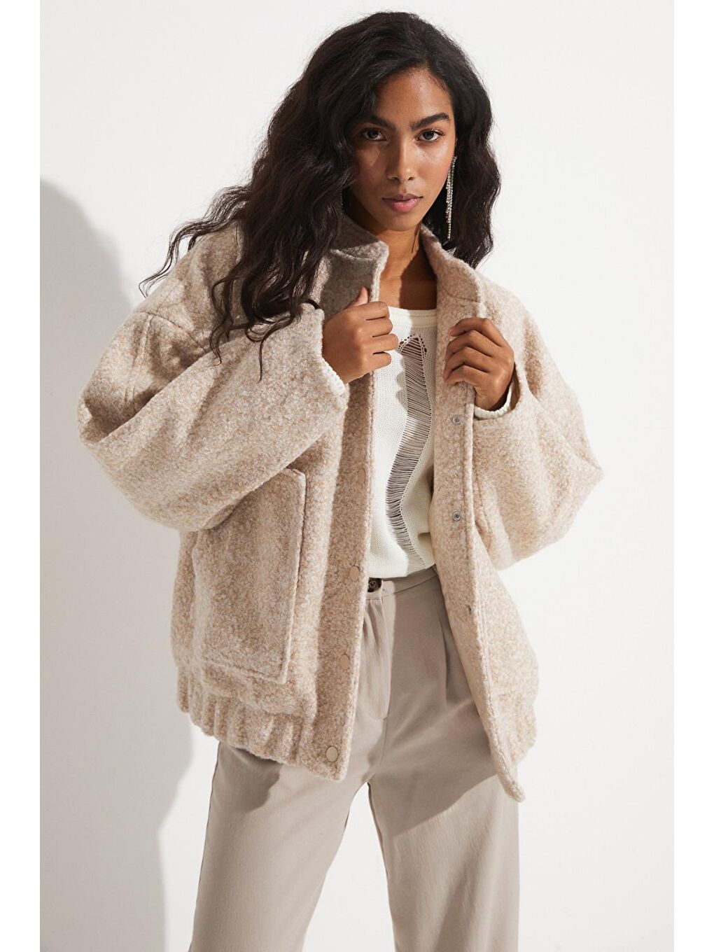 Bej Exclusive Yün Karışımlı Pelüş Bomber Ceket