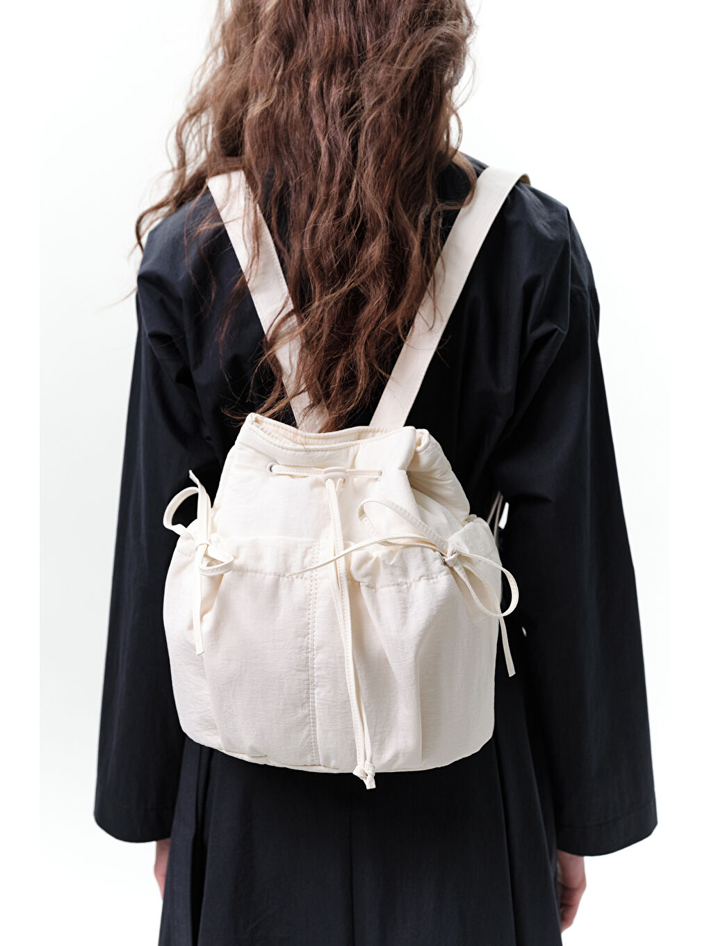 Bej Büzgü Detaylı Sırt Çantası Vanilya-2