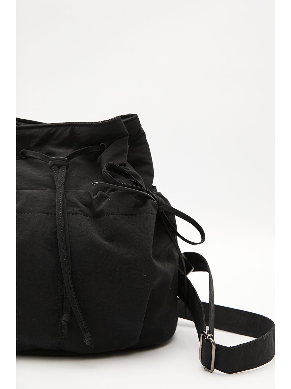 Büzgü Detaylı Sırt Çantası Siyah-2