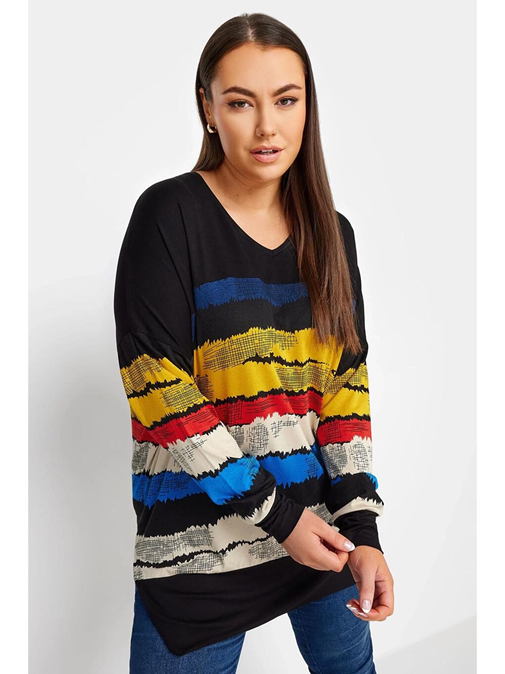 Siyah Büyük Beden V Yaka Çizgili Yanları Yırtmaçlı Uzun Kollu Bluz 302920