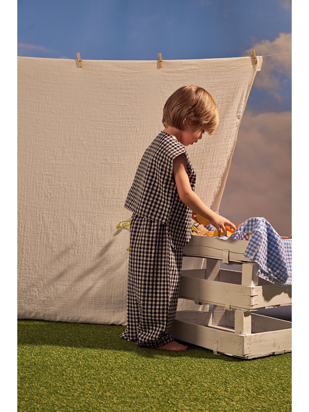Siyah Daisy Picnic Serisi Asimetrik Yelekli Takım-6