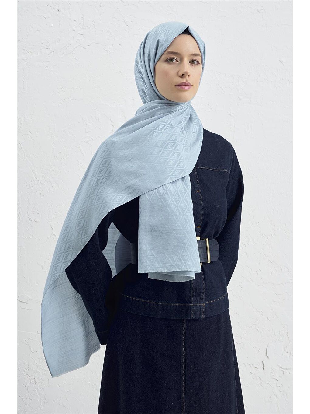 Mavi Jakarlı İpek Pamuk Monogram Şal 26 55-2