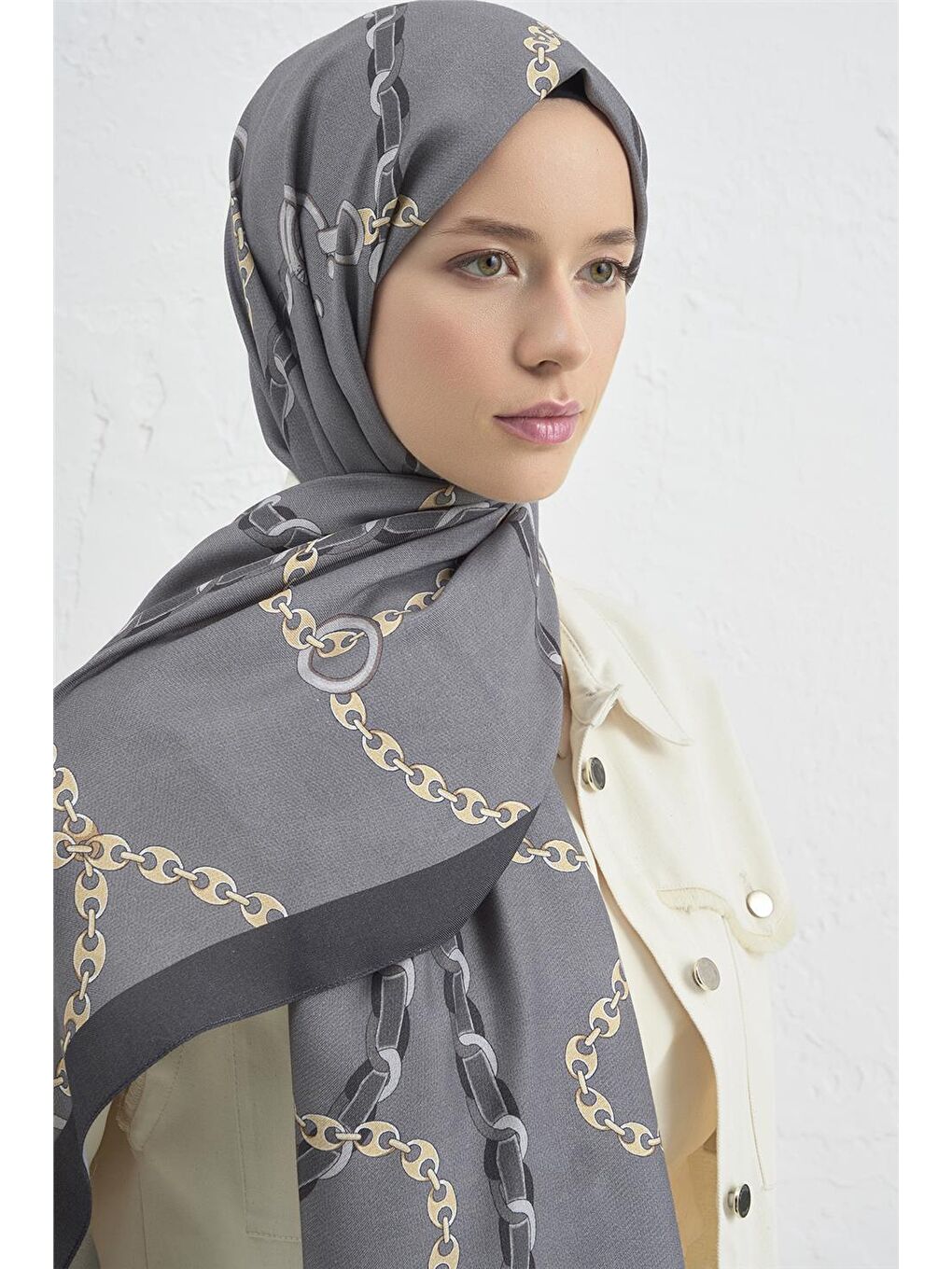 Gri İpek Zincir Şal 2 24-3
