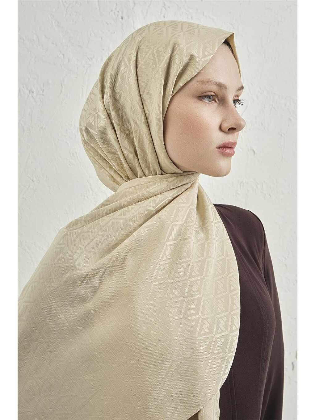 Bej Elegance İpek Pamuk Monogram Şal 17-3