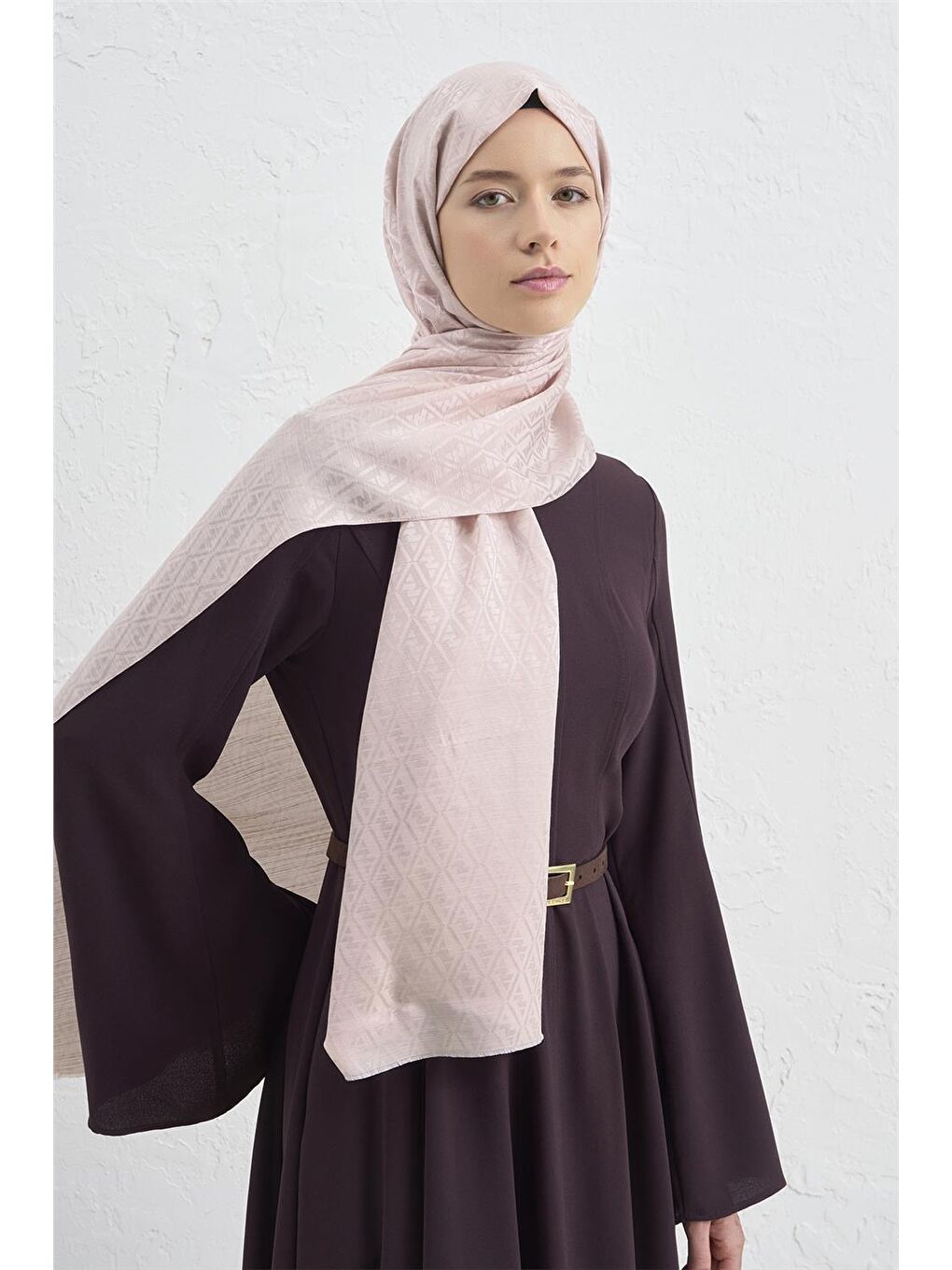 Pembe Jakarlı İpek Pamuk Monogram Şal 26 39-1