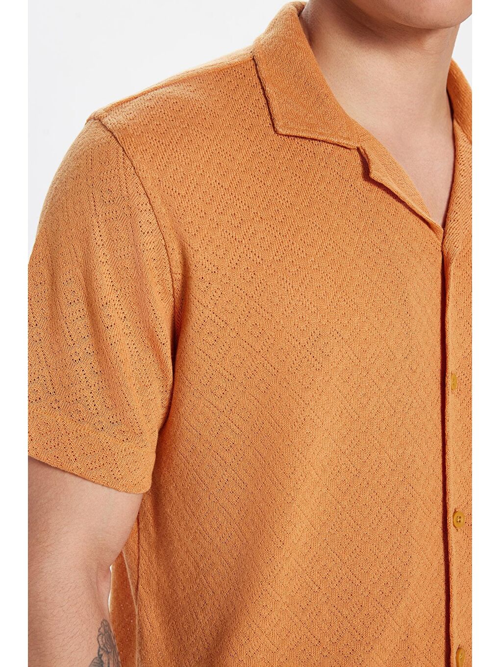 Erkek Slim Fit Dar Kesim Kısa Kollu Örme Doku Apaş Yaka Turuncu Gömlek-2