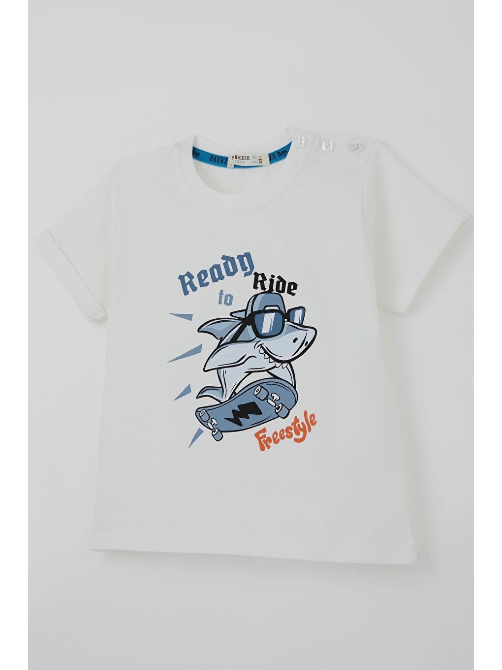 Erkek Çocuk Şortlu Takım Havalı Kaykaycı Köpek Balığı Baskılı Ekru (1-4 Yaş)-5