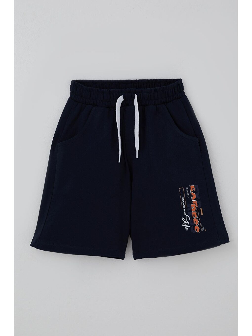 Erkek Çocuk Şortlu Takım Yazı Baskılı Bağcık Aksesuarlı Cepli Bej (8-14 Yaş)-2