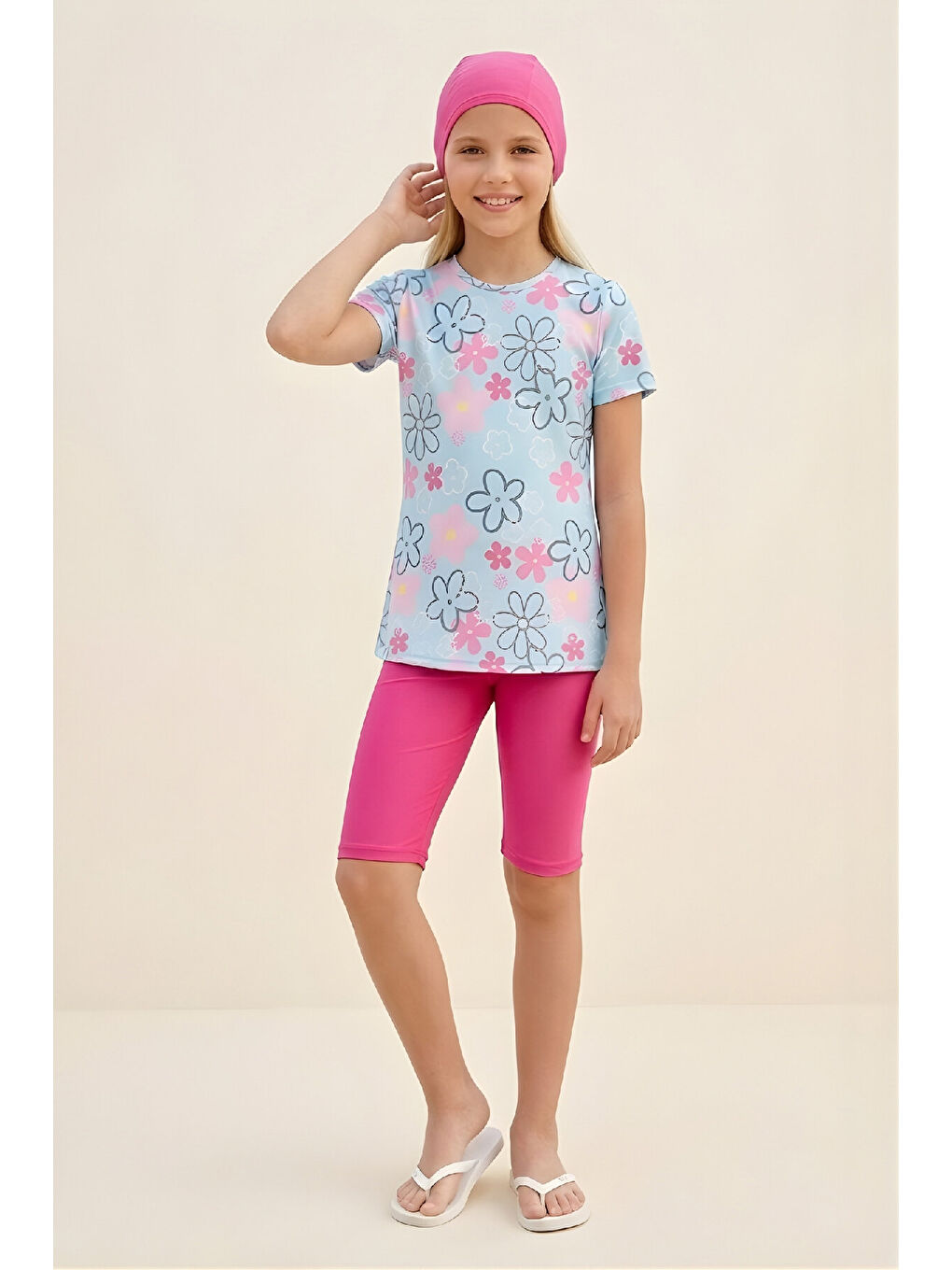 Fuşya Kız Çocuk 3'lü Mayo Takımı (Kısa Kollu Üst+Diz Boy Alt ve Bone) 7-16 Yaş 12591B-1