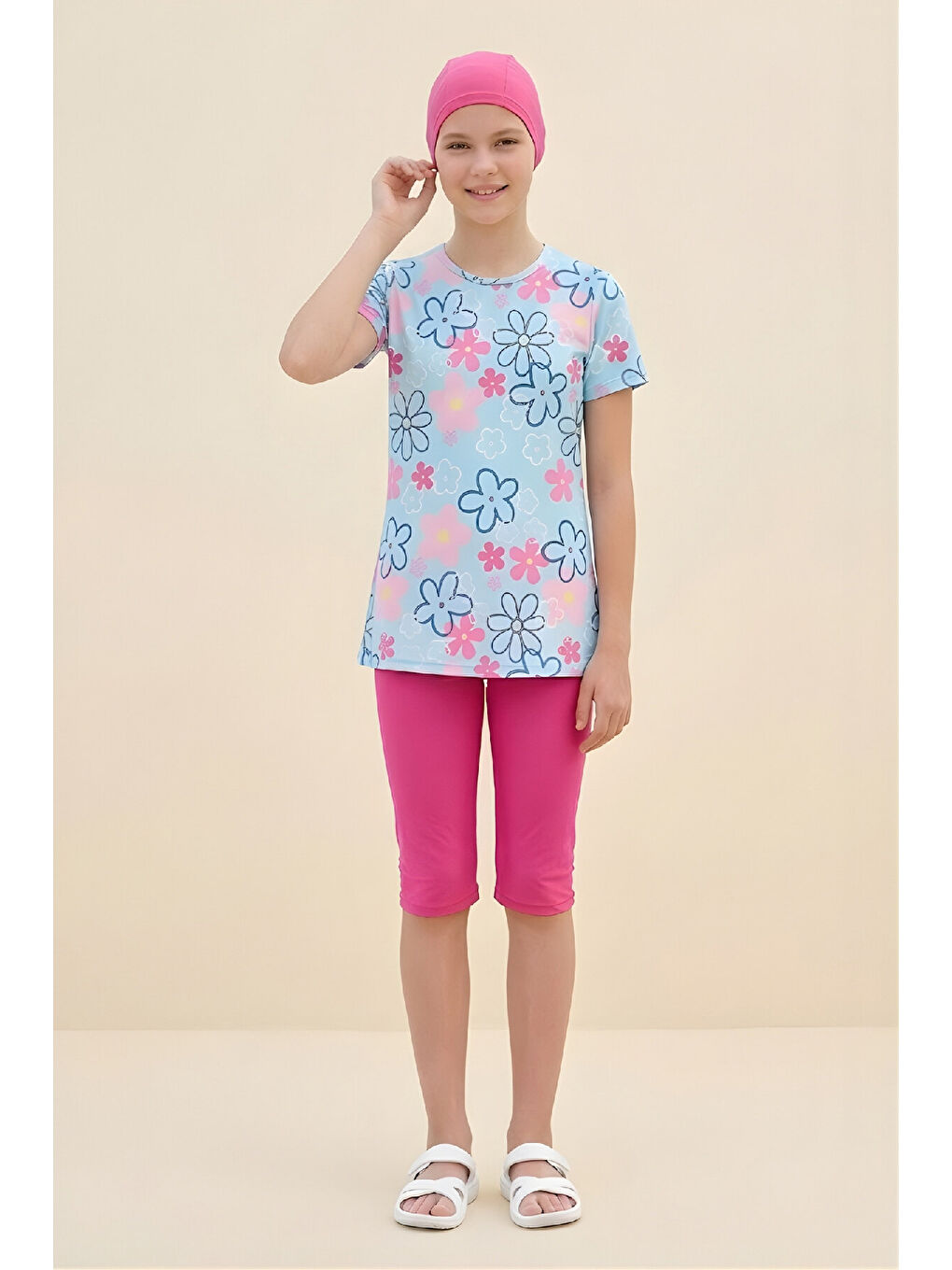 Fuşya Kız Çocuk 3'lü Mayo Takımı (Kısa Kollu Üst+Diz Boy Alt ve Bone) 7-16 Yaş 12591B-3