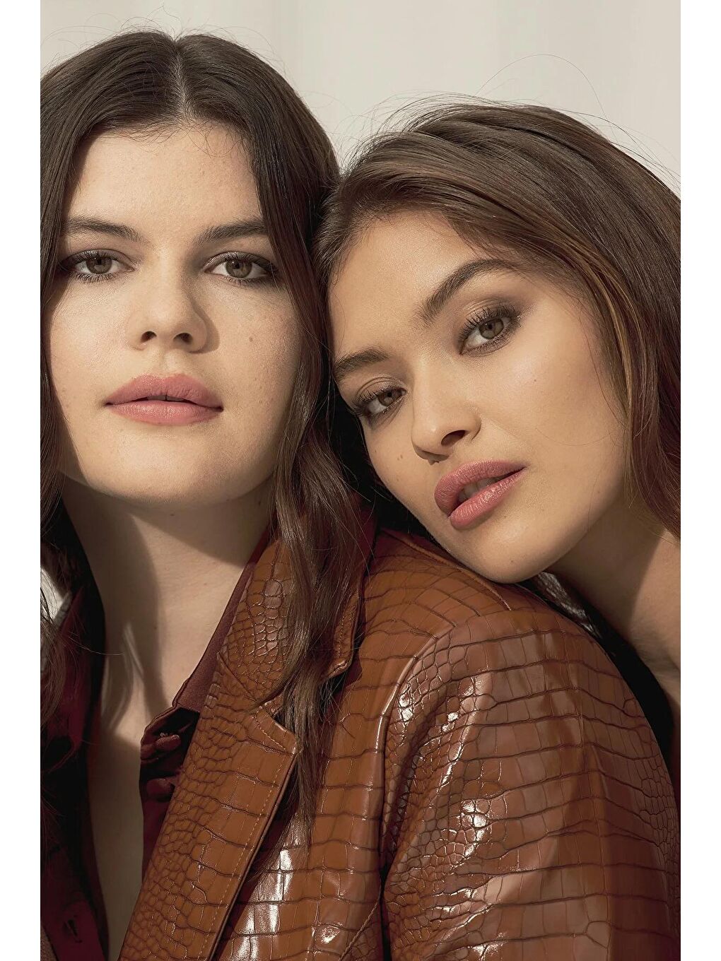 Power Stay Kremsi Pudra Fondöten Light Ivory-7