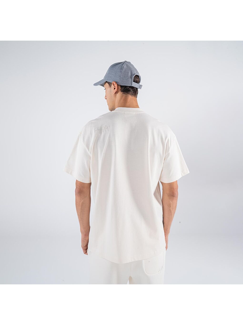 Friday Offset 2'li Regular Sıze Erkek Ekru  %100 Pamuk Bisiklet Yaka Ekstra Oversize Tişört - 1