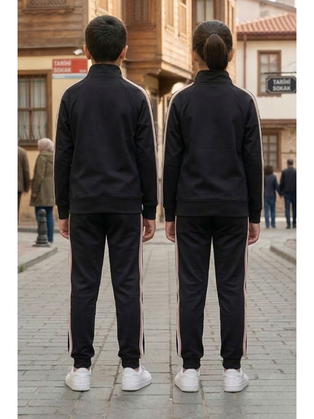 Siyah Unisex Çocuk Dik Yaka Üç Şeritli Şardonlu Dalgıç Eşofman Takımı-3