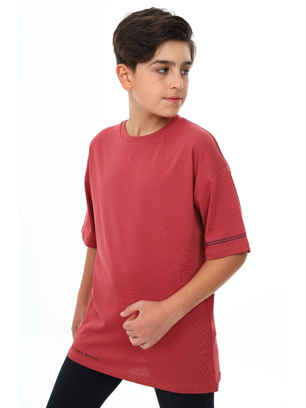 Kahverengi Erkek Çocuk Bisiklet Yaka Düşük Omuz Kısa Kollu Arma Detaylı  Baskılı Tişört  24498-2