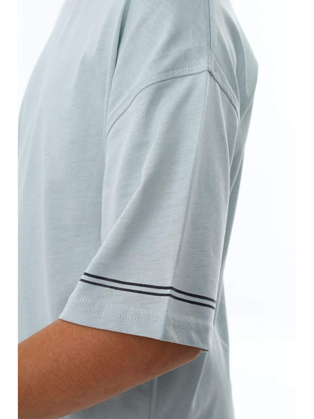 Yeşil Erkek Çocuk Bisiklet Yaka Düşük Omuz Kısa Kollu Arma Detaylı  Baskılı Tişört  24498-5