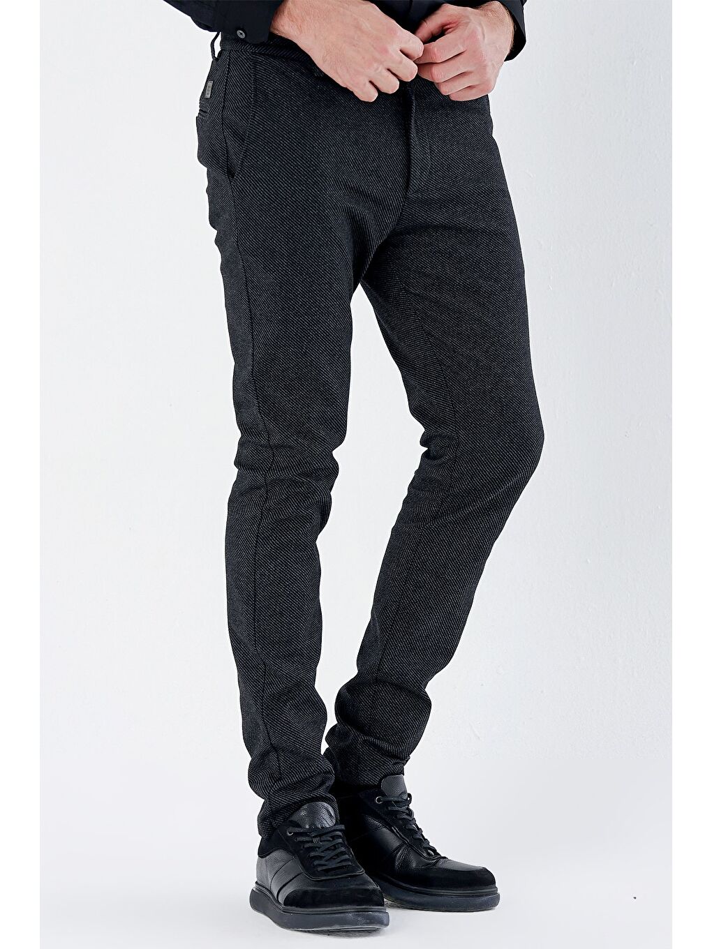 Siyah Pamuklu Yandan Cepli Casual Slim Fit Chino Pantolon 1003235119-4