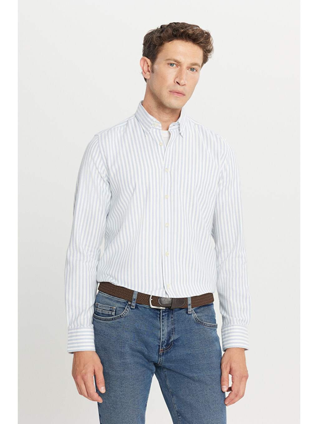 Erkek Mavi-Beyaz %100 Pamuk Flanel Slim Fit Dar Kesim Gizli Düğmeli Yaka Çizgili Gömlek