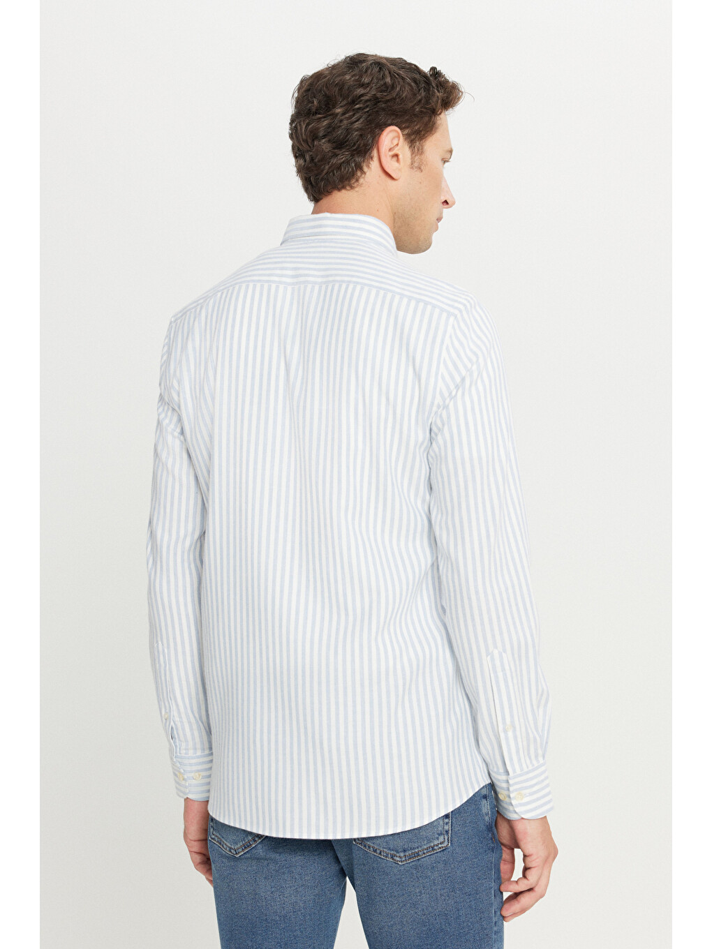 Erkek Mavi-Beyaz %100 Pamuk Flanel Slim Fit Dar Kesim Gizli Düğmeli Yaka Çizgili Gömlek-4