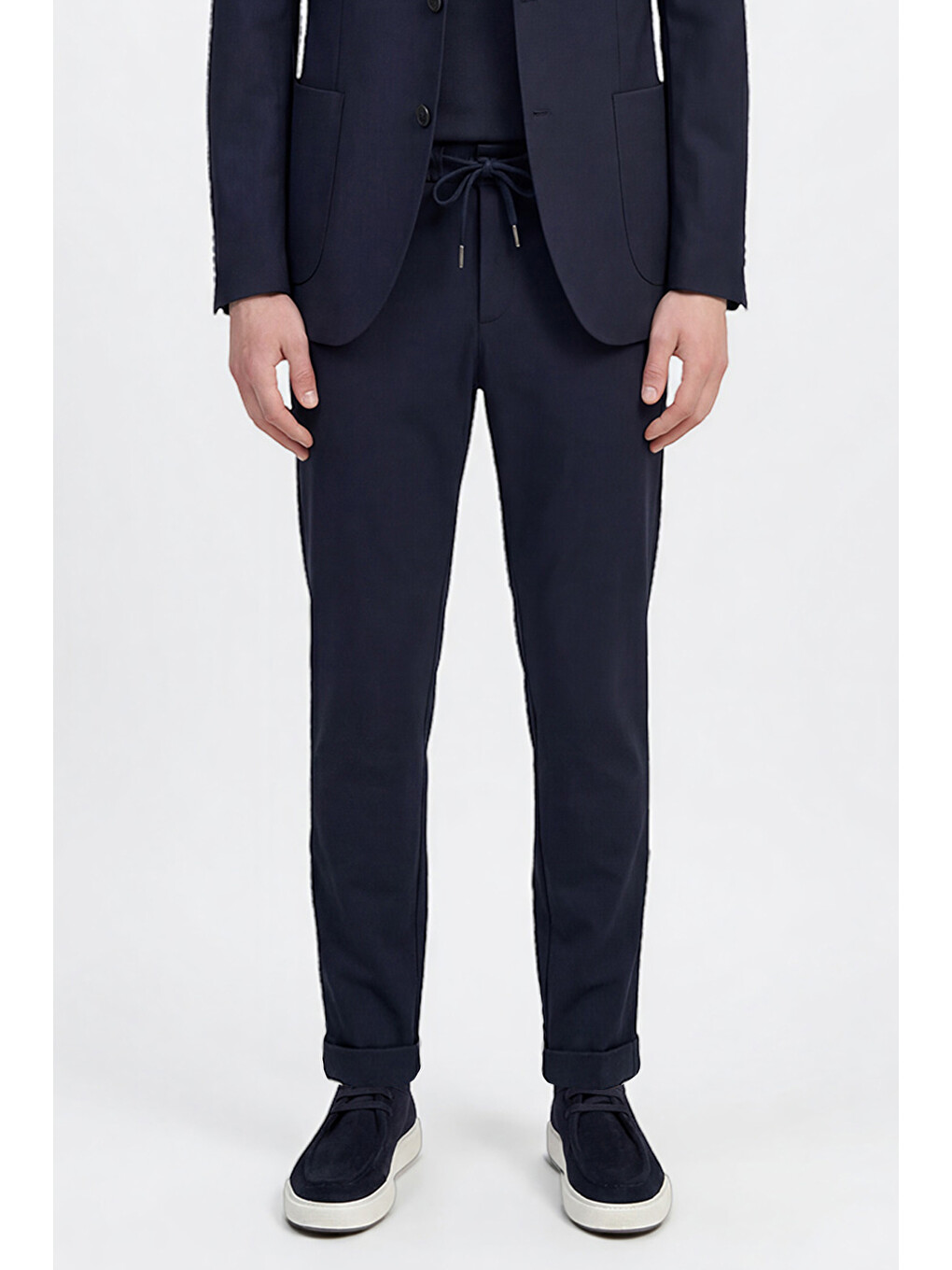 Erkek Lacivert Slim Fit Dar Kesim Kırlangıç Yaka Beli Bağlamalı Torba Cepli Takım Elbise-4