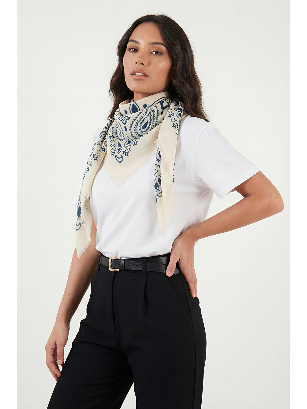 Petrol Pamuklu 110 x 110 cm Desenli Kadın Şal 6941400-1