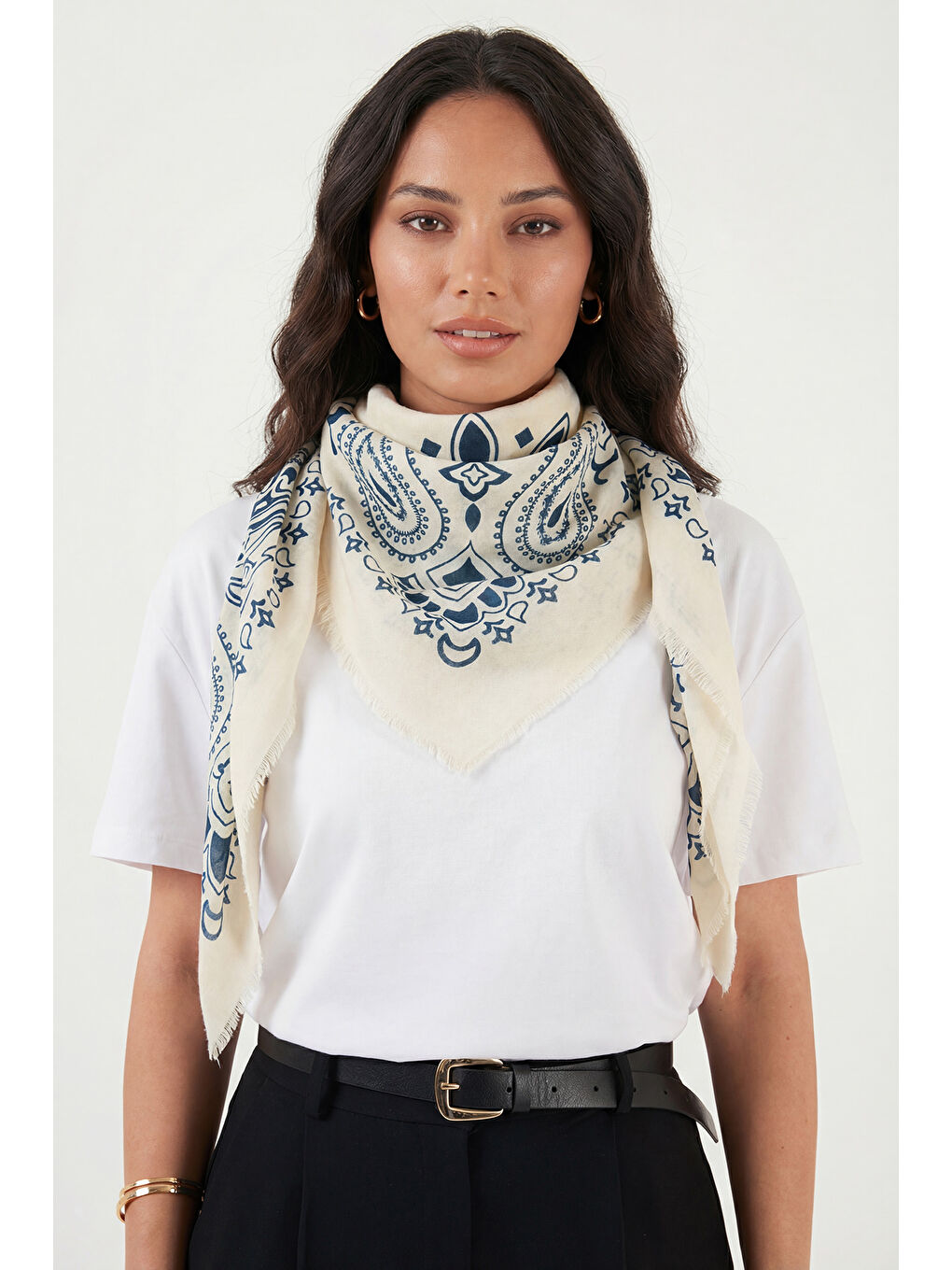 Petrol Pamuklu 110 x 110 cm Desenli Kadın Şal 6941400-2