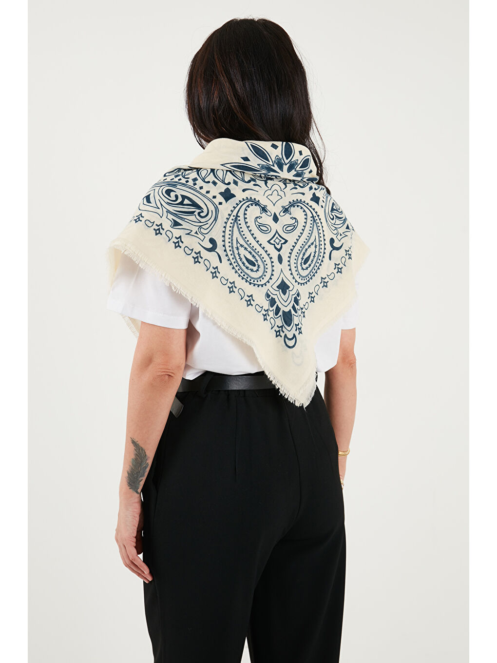 Petrol Pamuklu 110 x 110 cm Desenli Kadın Şal 6941400-4