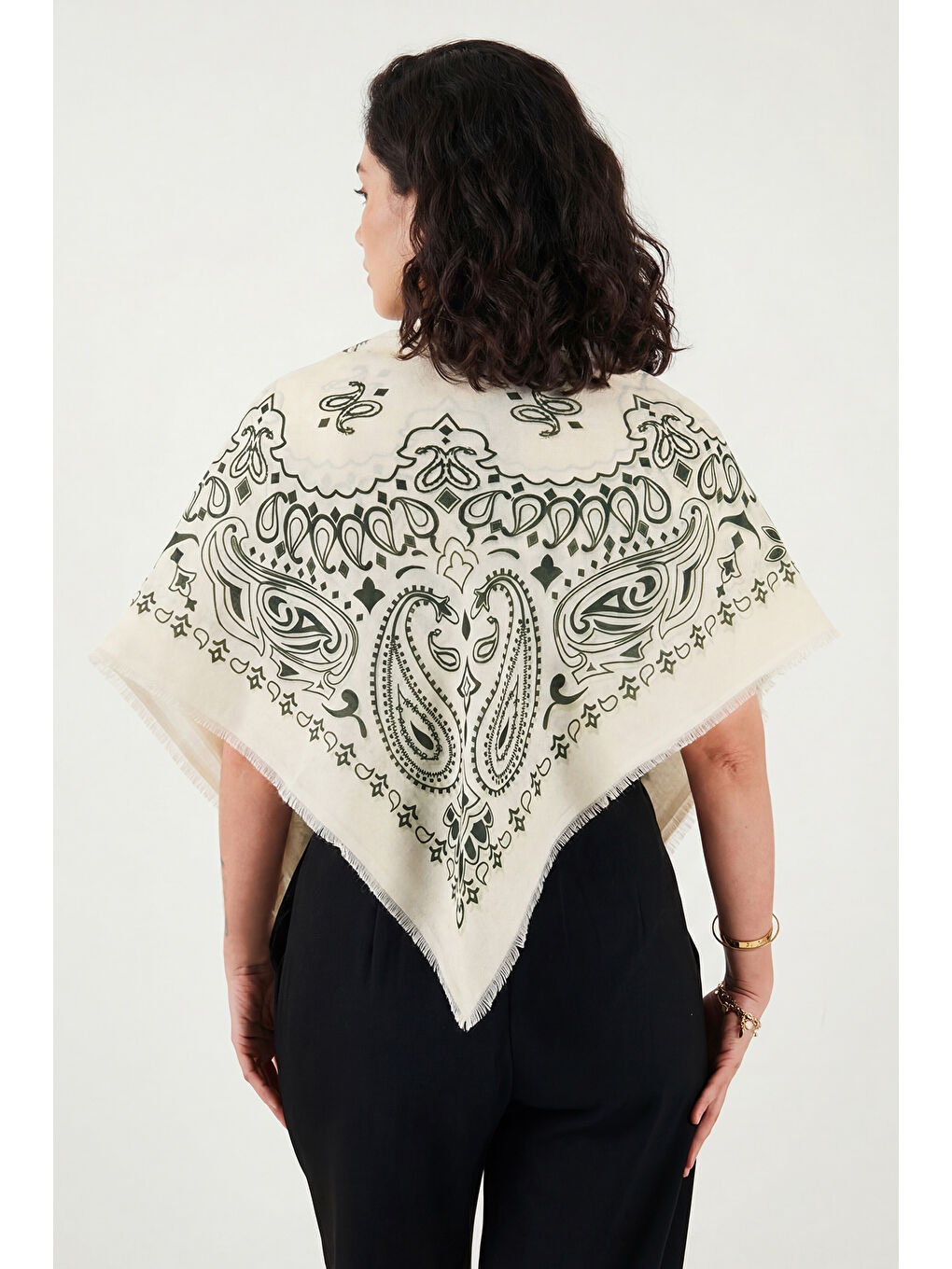 Haki Pamuklu 110 x 110 cm Desenli Kadın Şal 6941400-4