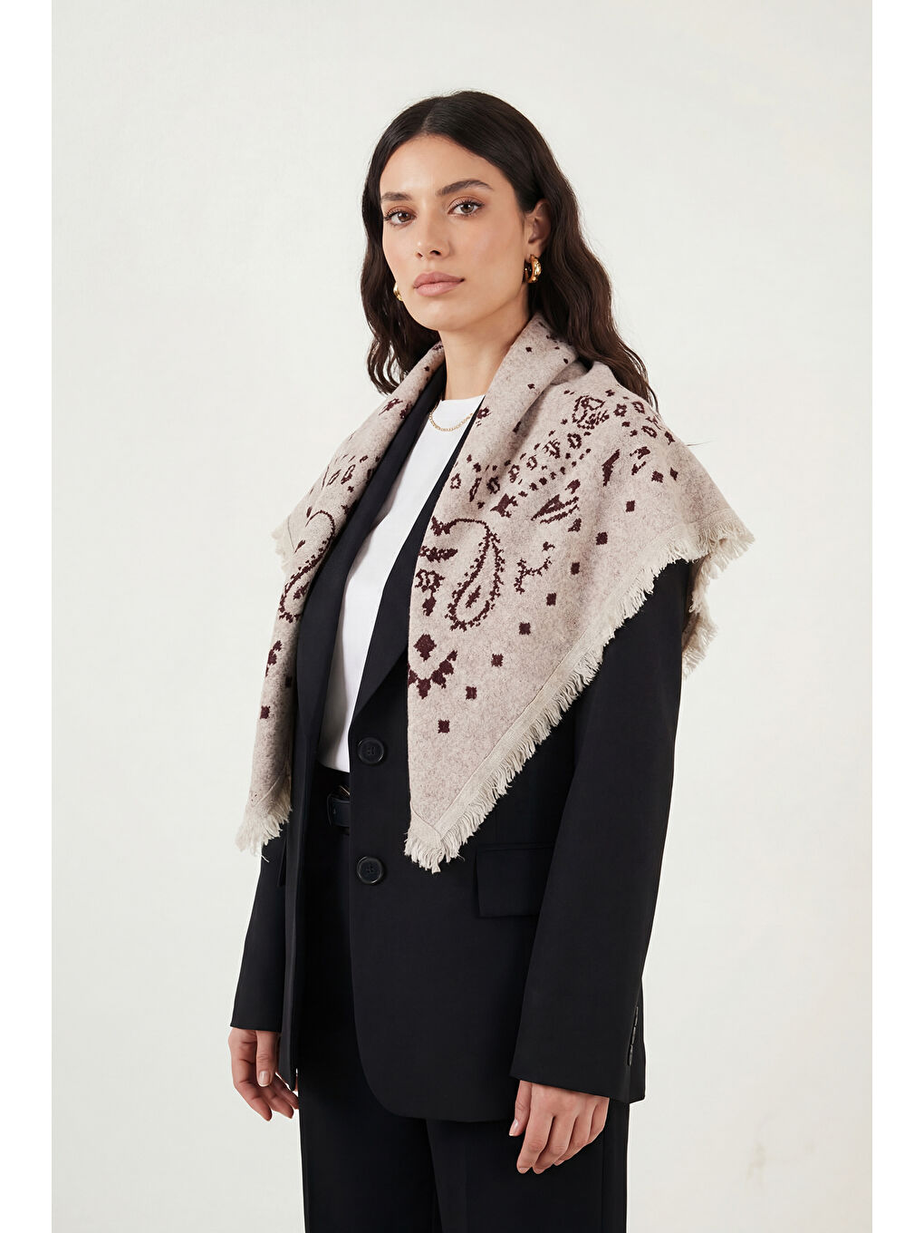 Bej Etnik Desenli Saçaklı 100 x 100 cm Şal 6941300-2