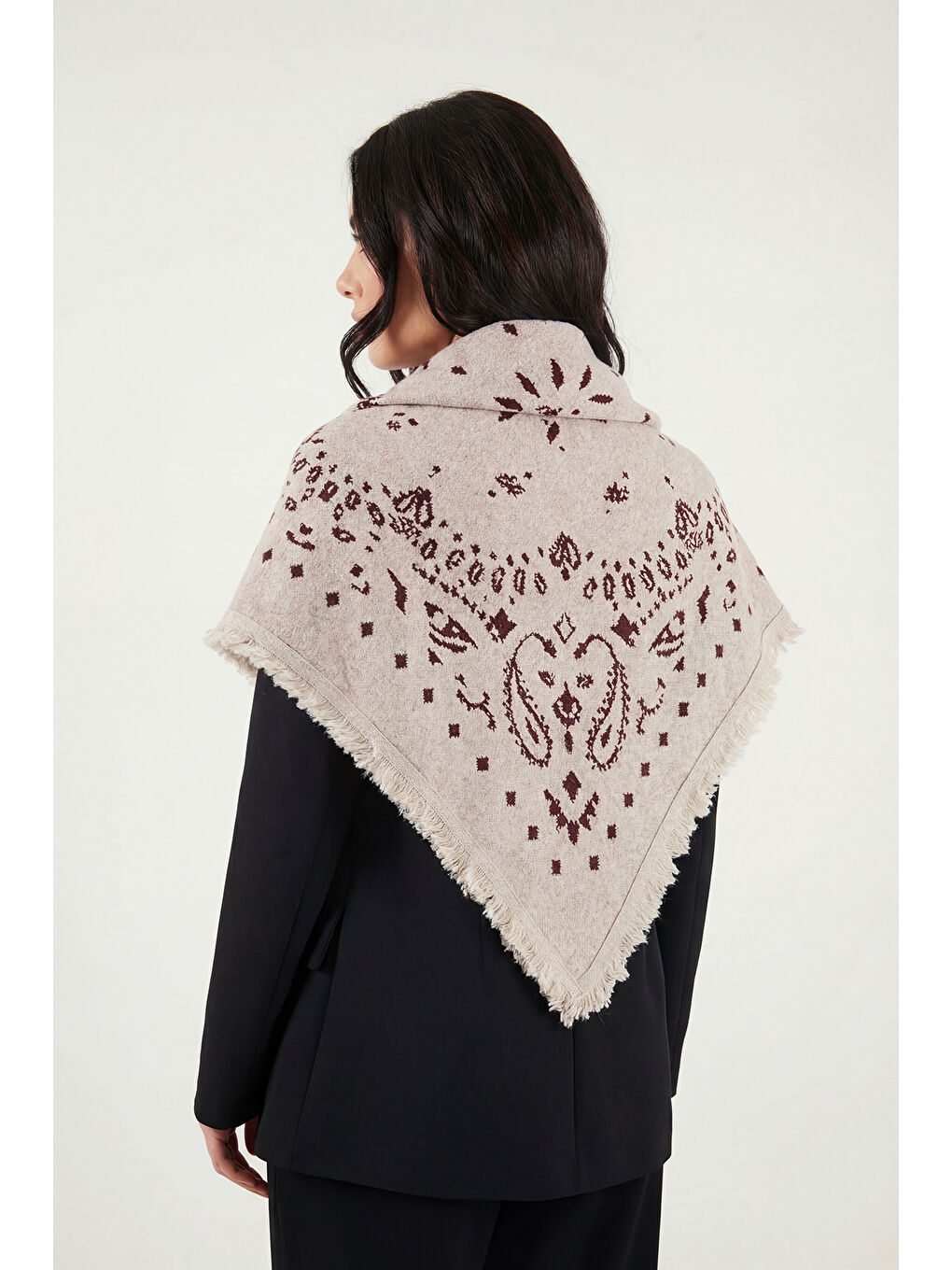 Bej Etnik Desenli Saçaklı 100 x 100 cm Şal 6941300-5