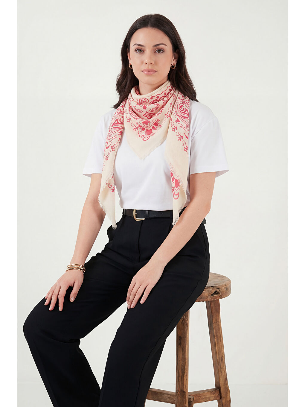 Fuşya Pamuklu 110 x 110 cm Desenli Kadın Şal 6941400-1