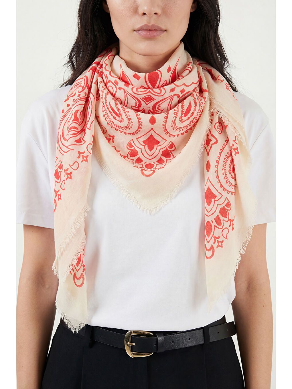 Mercan Pamuklu 110 x 110 cm Desenli Kadın Şal 6941400-1