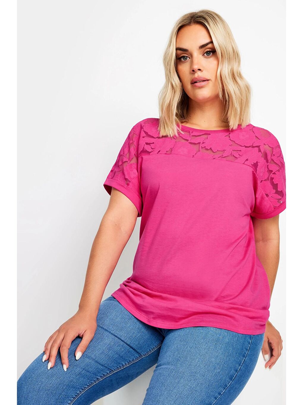 Stil Diva Pembe Büyük Beden Bisiklet Yaka Tül Detaylı Kısa Kollu T-shirt 321835 - 1