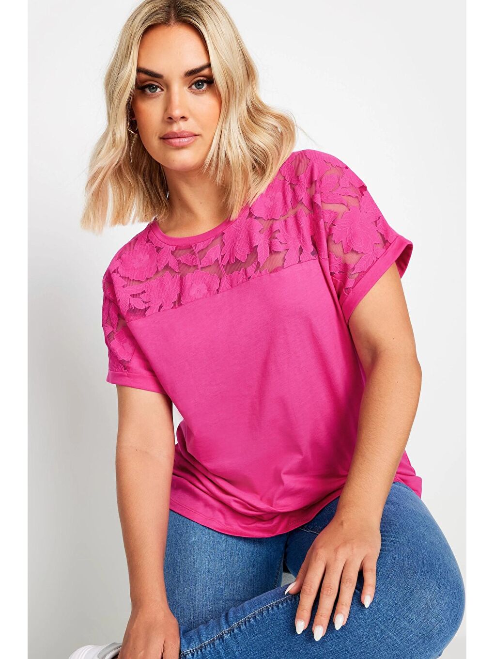 Stil Diva Pembe Büyük Beden Bisiklet Yaka Tül Detaylı Kısa Kollu T-shirt 321835 - 2