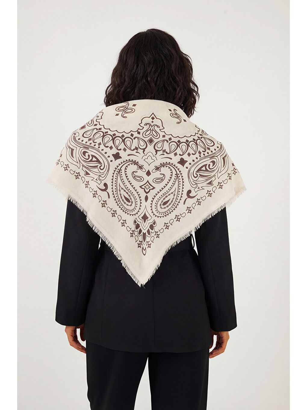 Bej Pamuklu 110 x 110 cm Desenli Kadın Şal 6941400-6