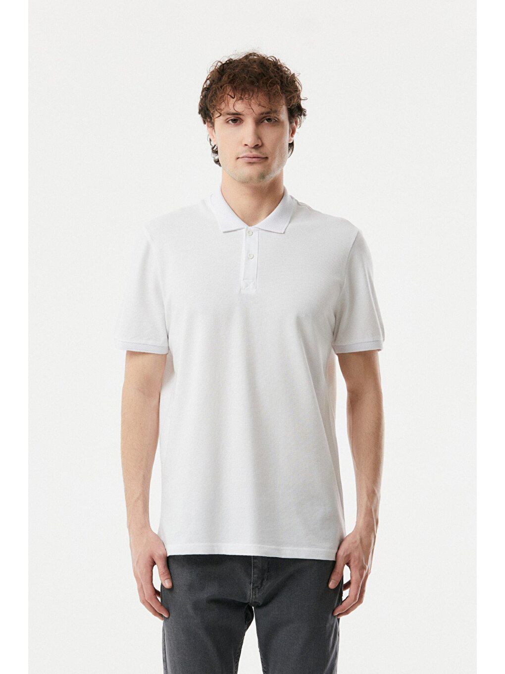 Beyaz Basic Polo Yaka Düğmeli Tişört-4
