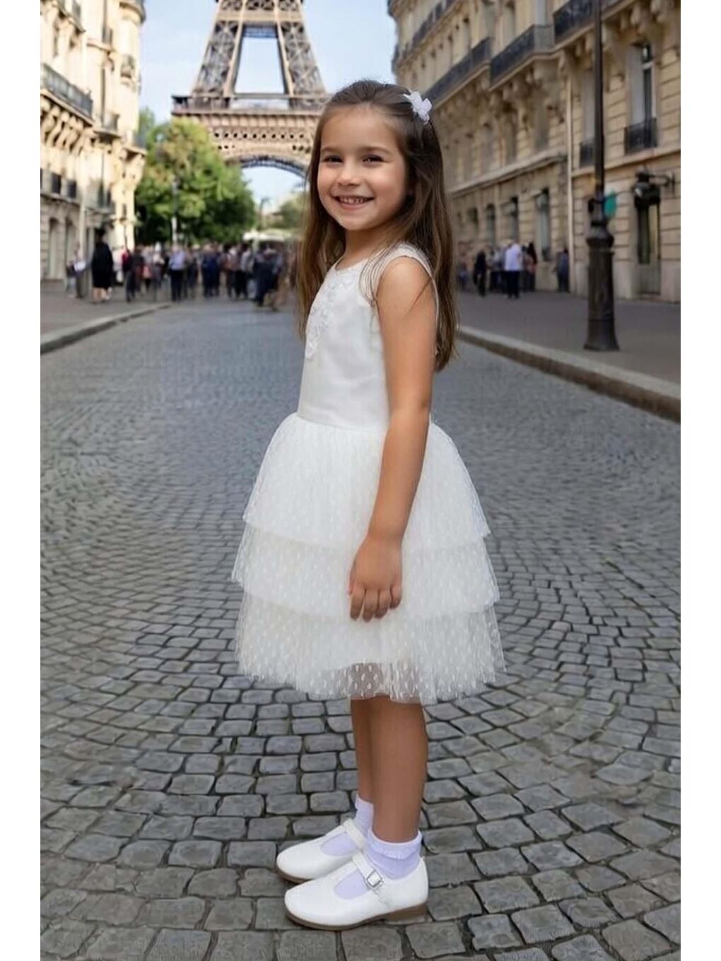 Kız Çocuk Yakası Dantel Örgü İşlemeli Eteği Kat Kat Puantiye Detaylı Kolsuz Beyaz Elbise-2