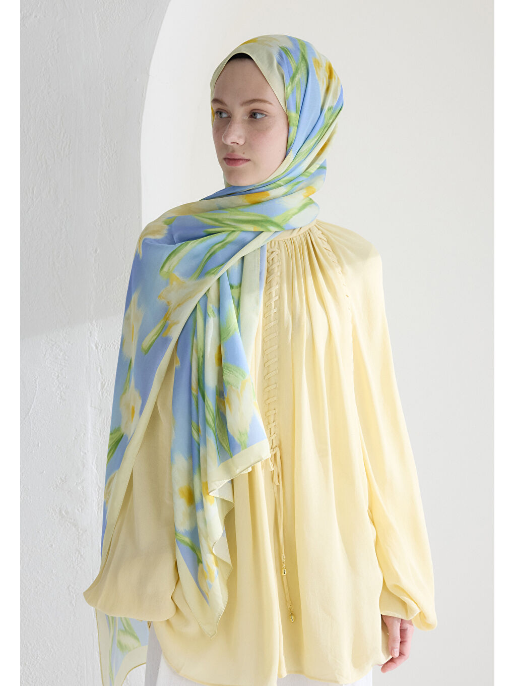 Sarı Irıs Garden Floş Viskon Şal Tereyağı-1