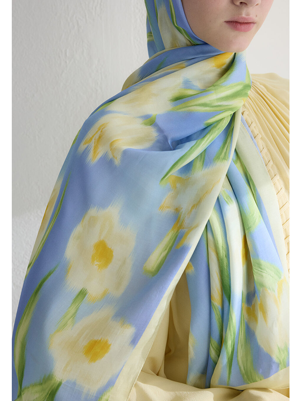 Sarı Irıs Garden Floş Viskon Şal Tereyağı-3