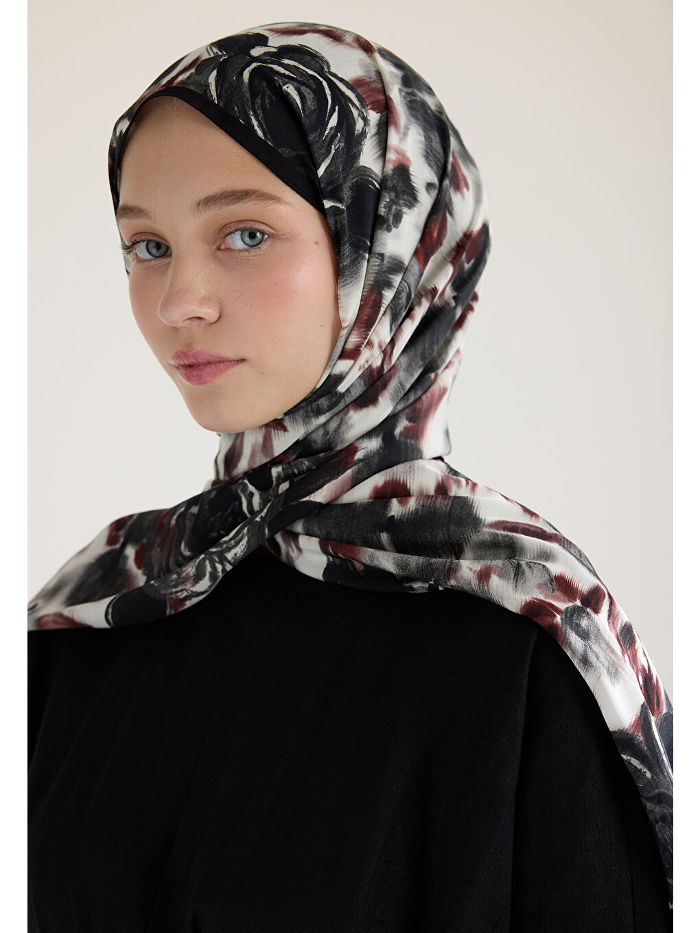 Dark Rose Floş Viskon Şal Siyah-3