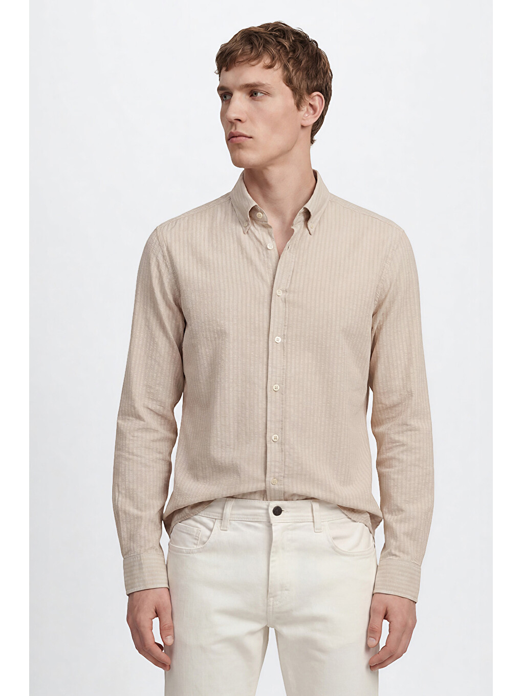 Erkek Bej Tailored Slim Fit Dar Kesim Düğmeli Yaka Gofre Desenli Travel Gömlek-3