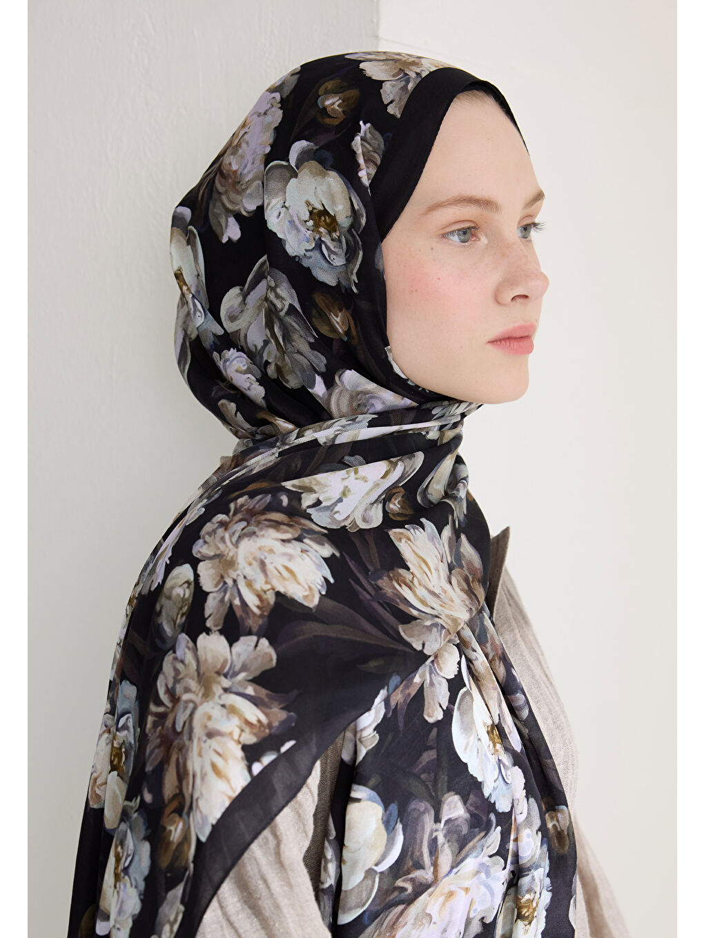 Bej Lotus Floş Viskon Şal Vizon-3