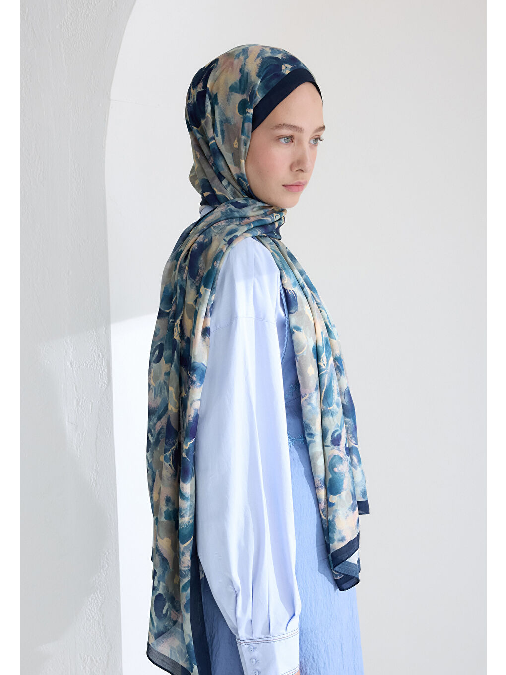 Hıbıscus Beauty Floş Viskon Şal İndigo-3