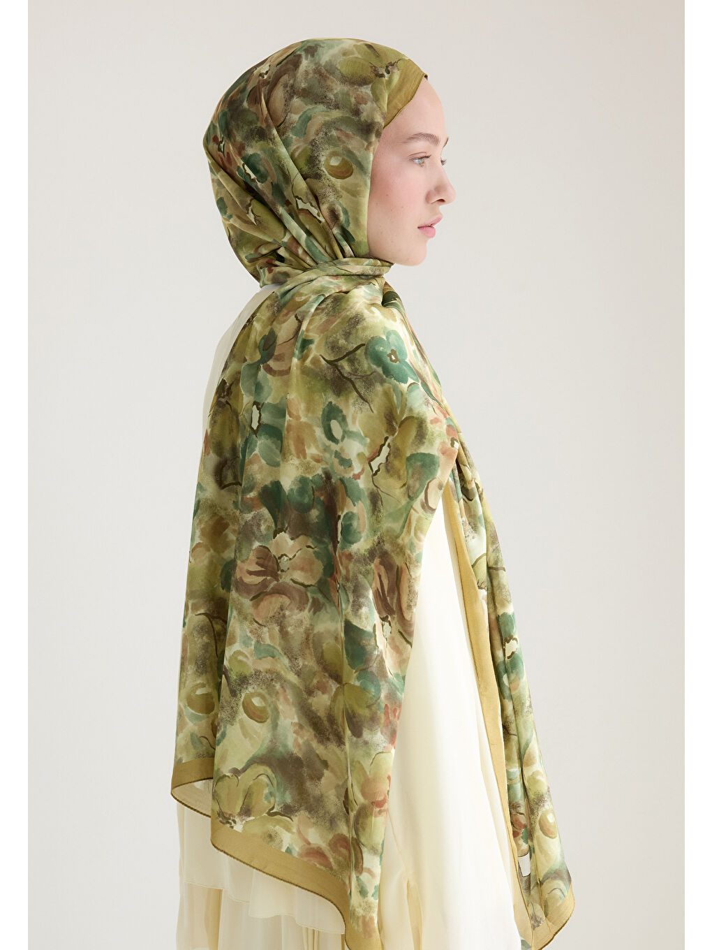 Kahverengi Hıbıscus Beauty Floş Viskon Şal Hardal-2