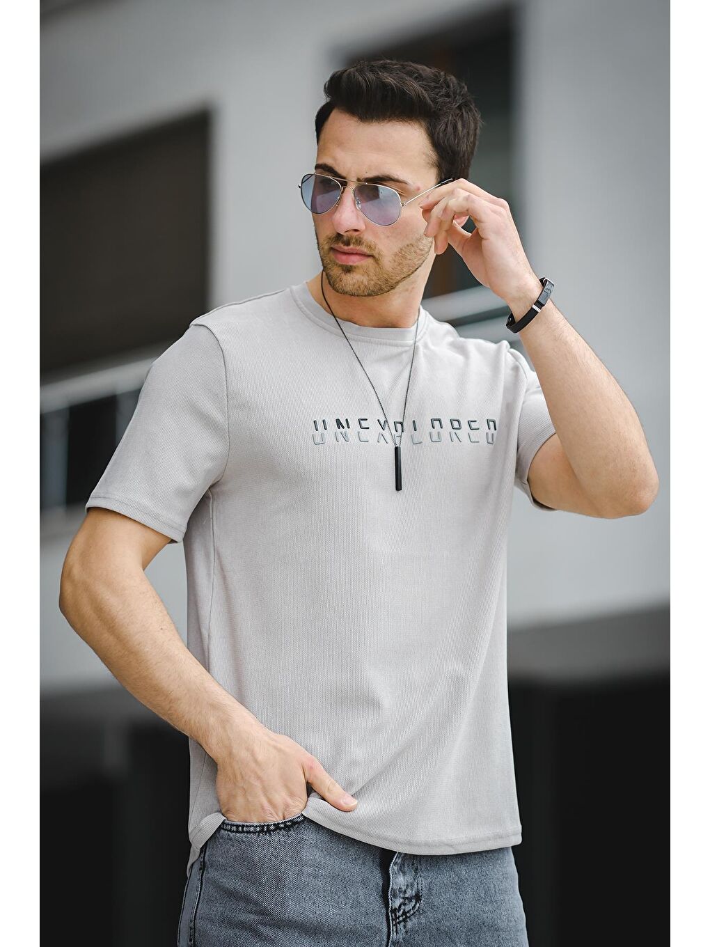 Gri Unexplored Baskılı Comfort Fit Bisiklet Yaka Likralı Erkek Tişört-2
