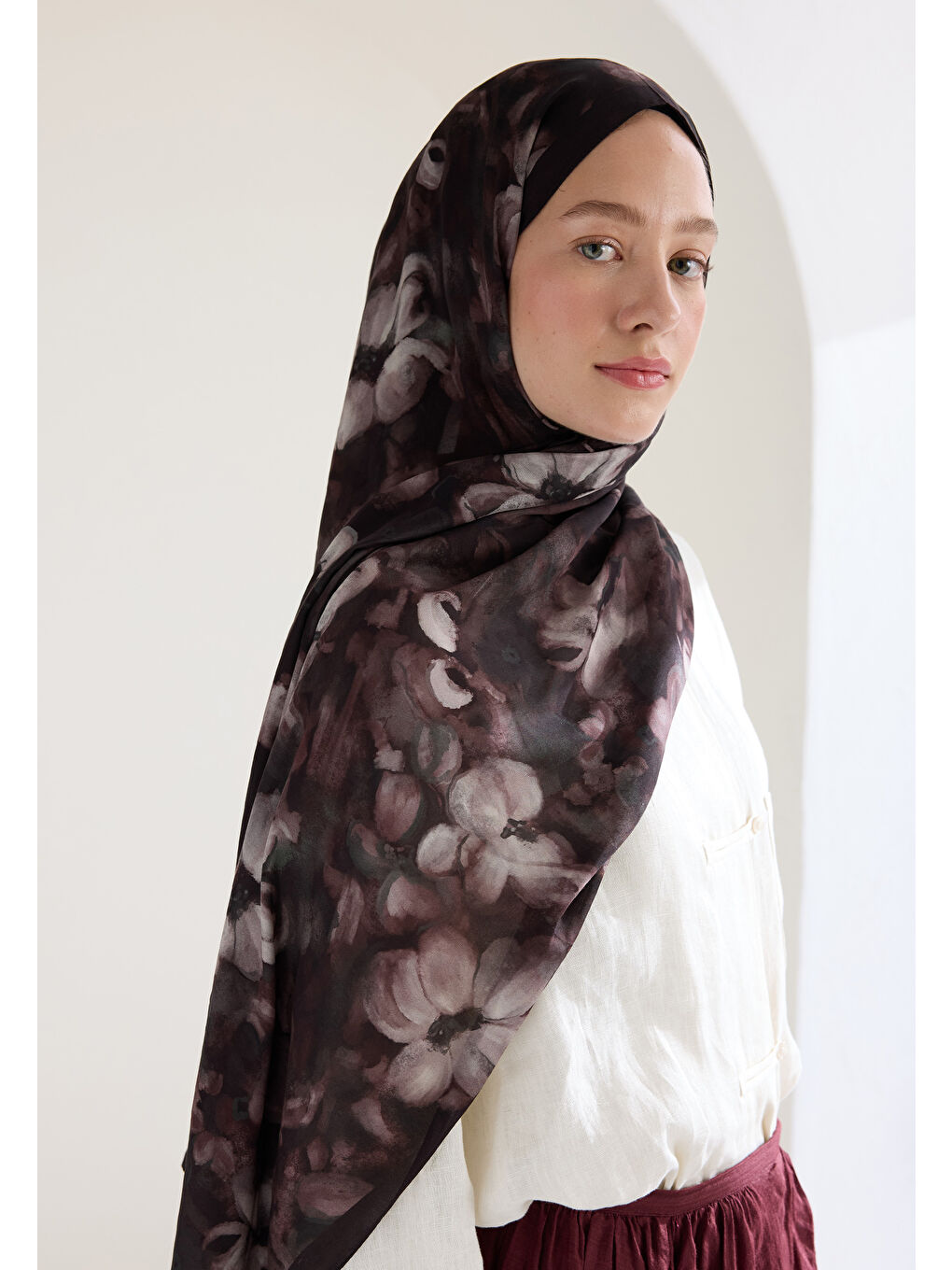 Kahverengi Hıbıscus Beauty Floş Viskon Şal Kahve-3