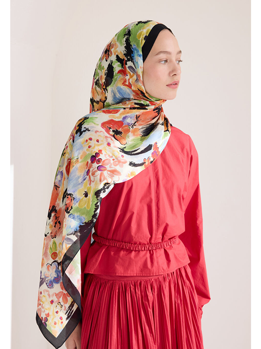 Vınnıe Floş Viskon Şal Siyah-3