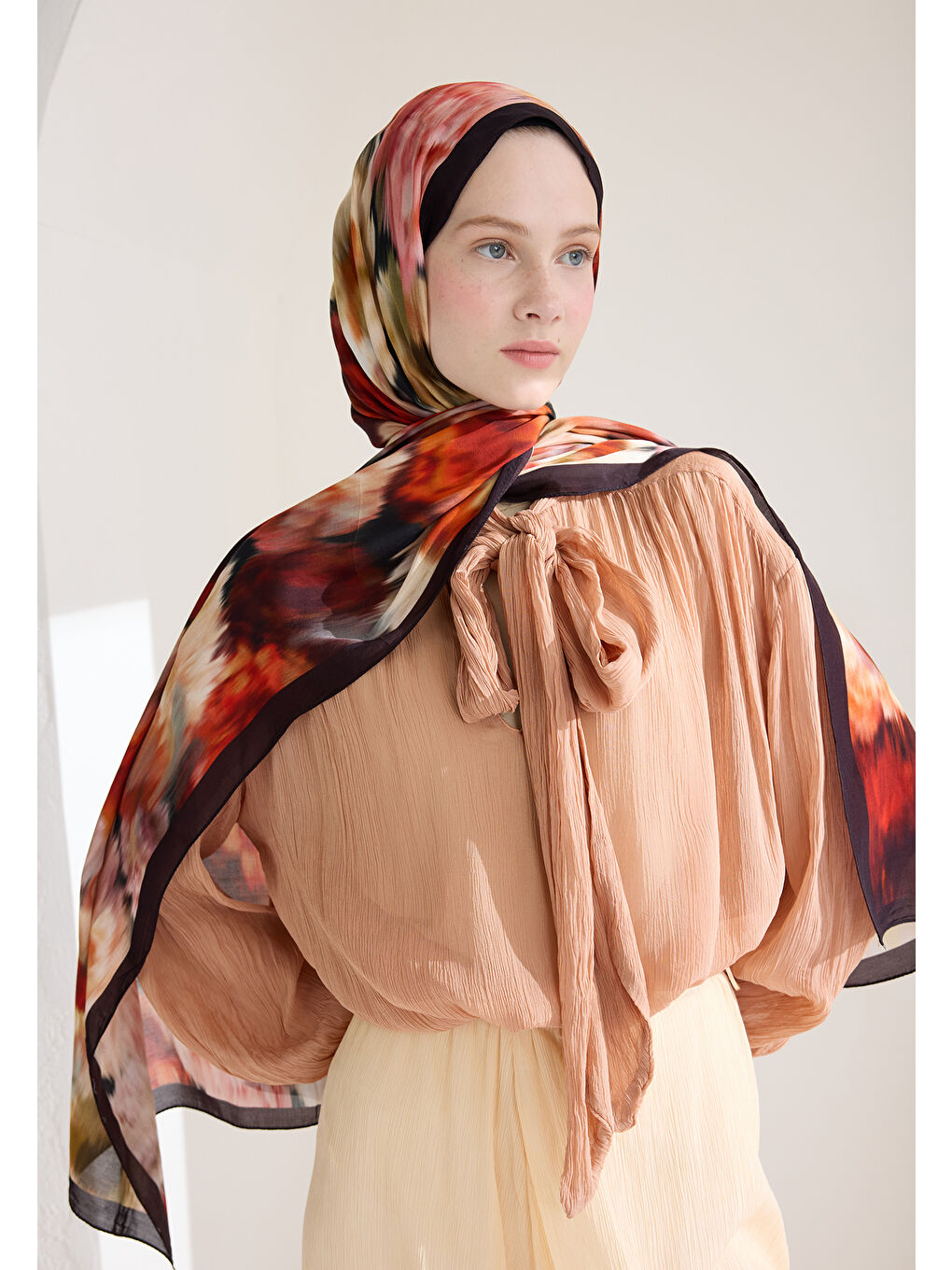 Sweet Peony Floş Viskon Şal Siyah-2