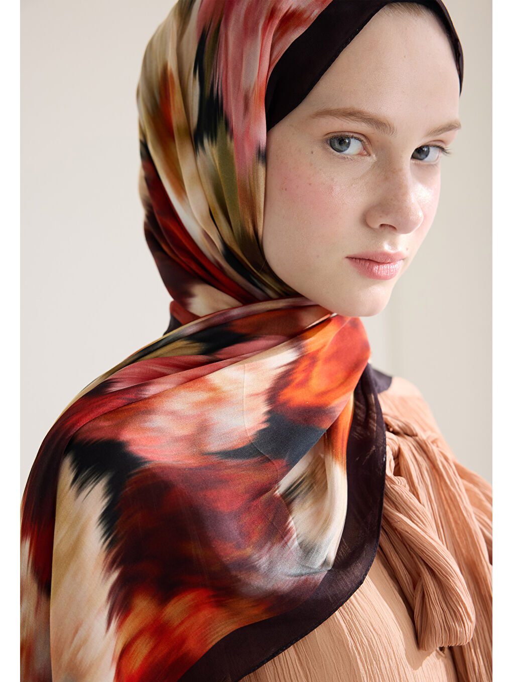 Sweet Peony Floş Viskon Şal Siyah-3